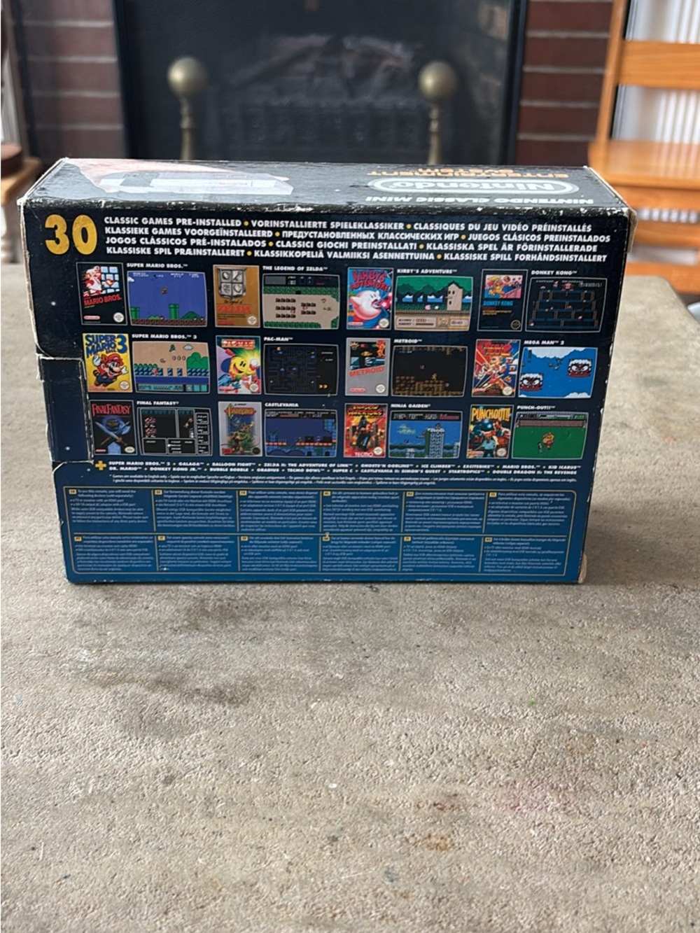 EU Nintendo NES Mini Classic Edition HDMI Console with 30 built-in Games Genuine - Picture 3 of 7